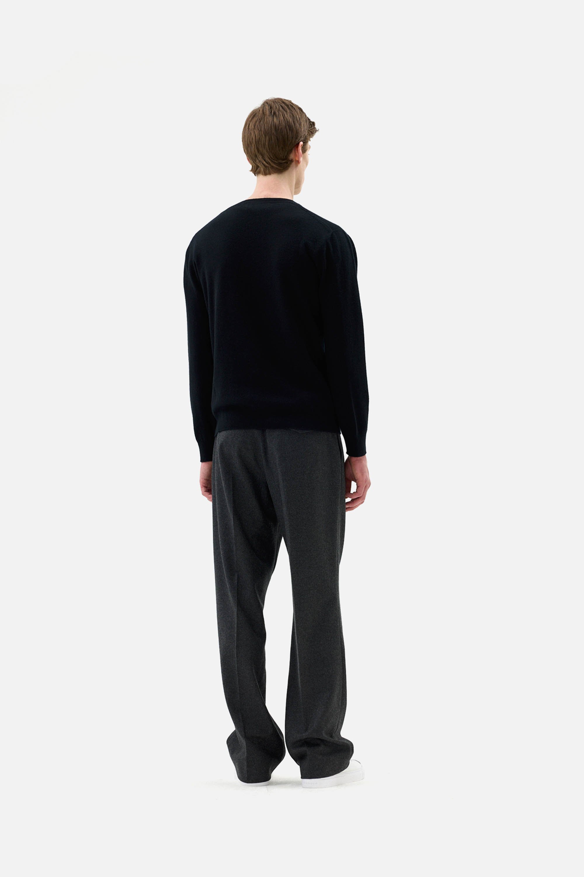 Black Cashmere Crewneck Knit - Image 4